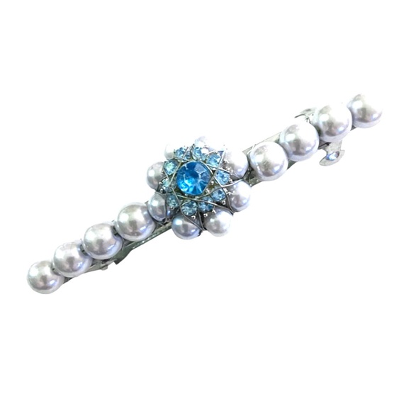 Vintage Style Wired Crystal Floral Barrette With Pearl-Like Stones main image 4